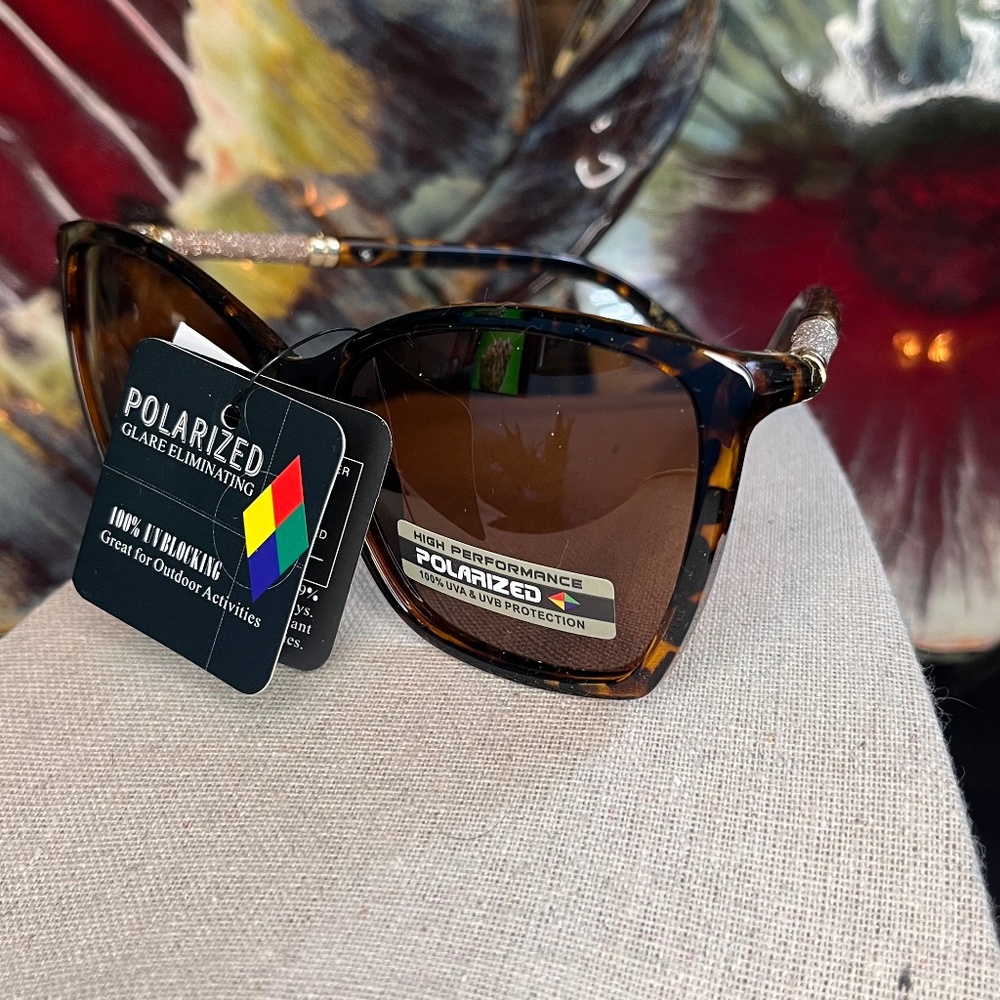 VG Squared Tortoise Sunglasses